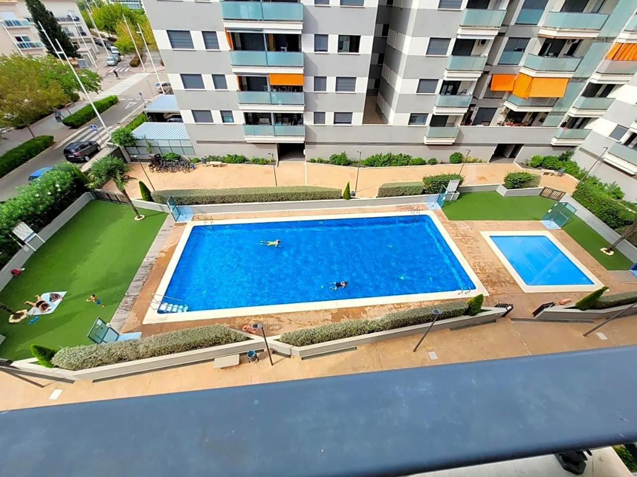 Apartament Ambar Gandia Playa-Grao Con Piscina Parking Ideal Para Familias Exterior photo